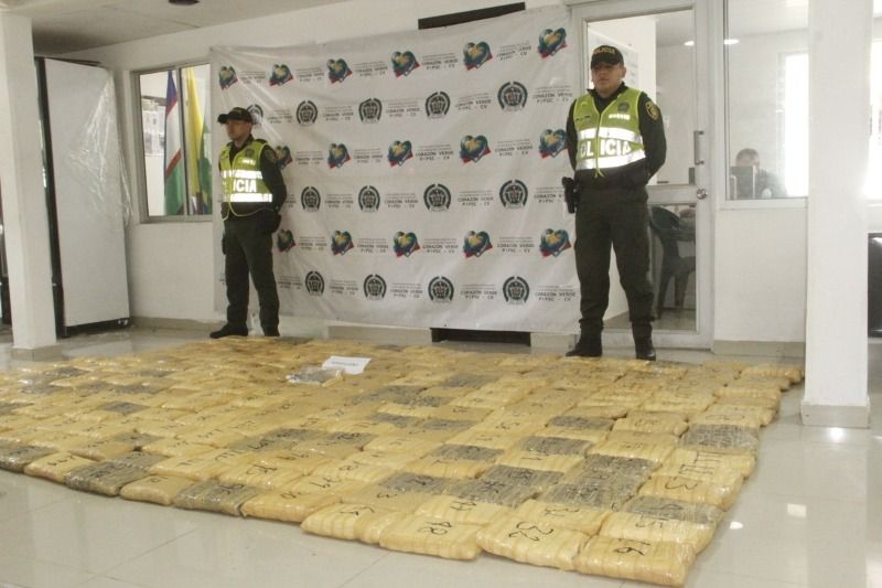 Inmovilizan vehículo con 130 kilos de marihuana en La Nueva Base