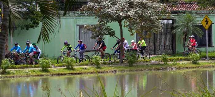 Caleños disfrutaron de la VI Bicicletada por los Humedales