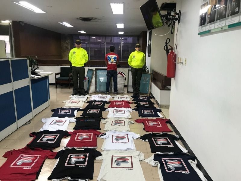 Policía Aduanera comisó más de 6 millones de pesos en ropa de marcas falsas