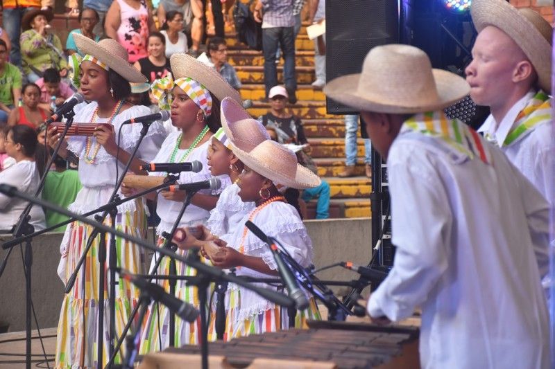 Los Petronitos dieron inicio al Festival Petronio Álvarez