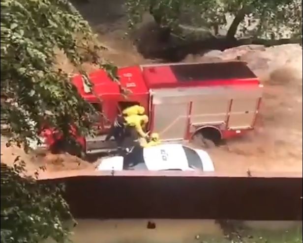 Dos personas perdieron la vida tras fuertes lluvias caídas en Cali