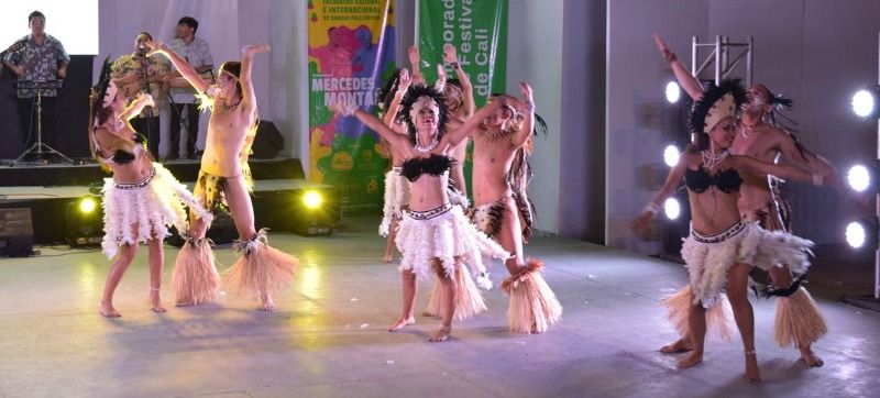 "La Cueca" de Chile deslumbró en el Encuentro de Danzas Folclóricas Mercedes Montaño