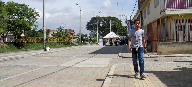 Barrios Los Naranjos y Las Orquídeas estrenan calles adoquinadas