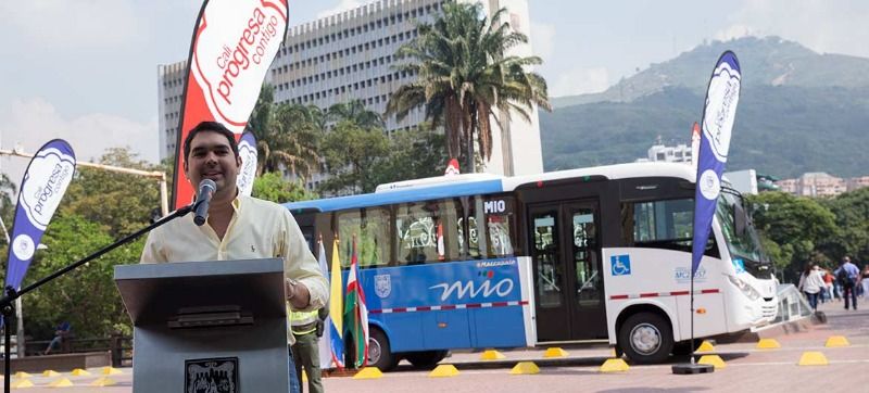Conozca el prototipo de los 52 buses duales que reforzarán el MIO