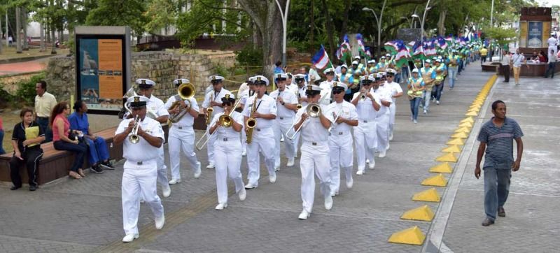 Visita de la Banda Marcial de la Fuerza Naval del Pacífico