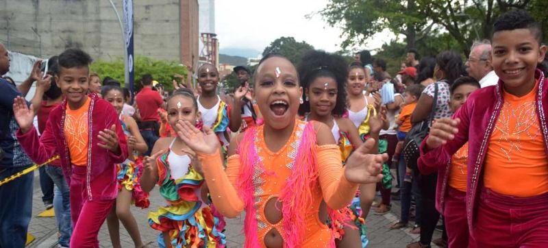 Los niños se "robaron el show" en el lanzamiento del Festival Mundial de Salsa
