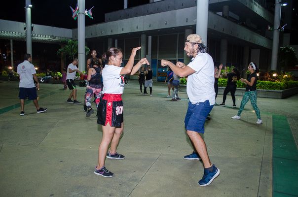 En Fotos: Alcaldía abre nuevas clases de Kick Boxing para los caleños