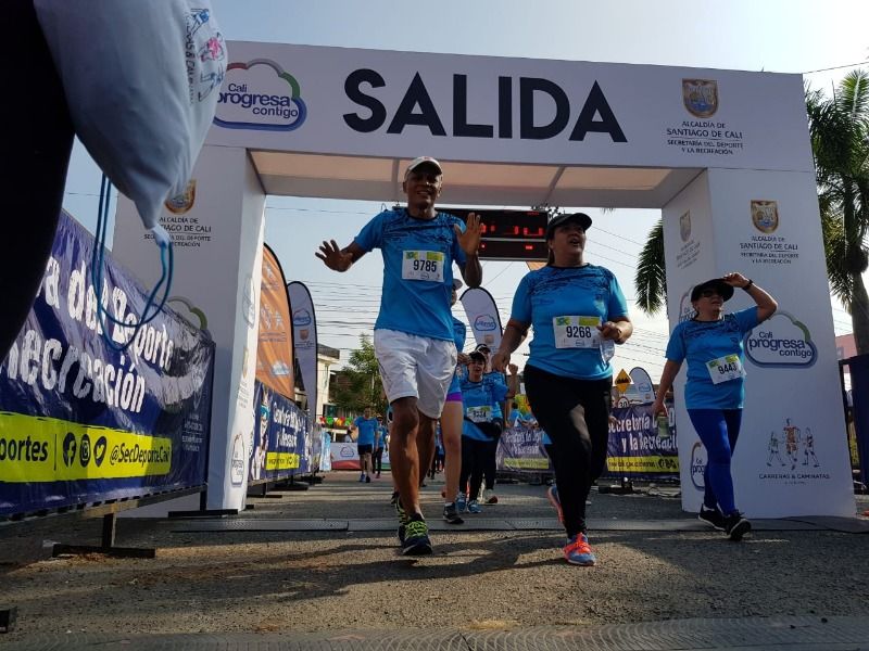 Cientos de caleños disfrutaron la Carrera "5K Jarillón"