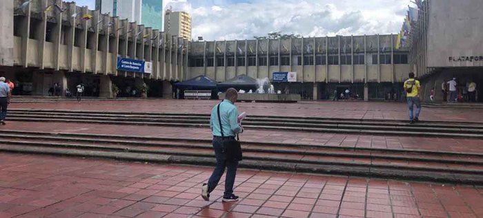 Suspenden temporalmente servicio en los Centros de Atención al Contribuyente Suspenden temporalmente servicio en los Centros de Atención al Contribuyente