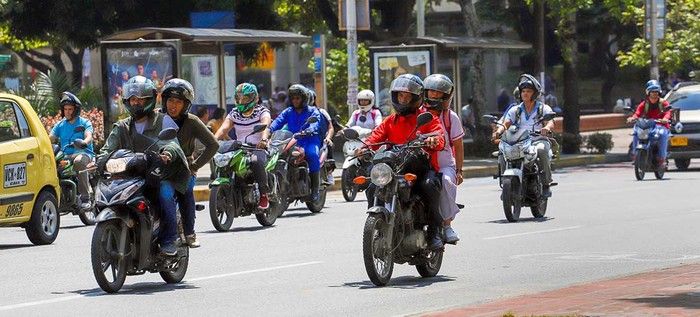 Alcaldía vuelve a permitir circulación de parrillero hombre en motos