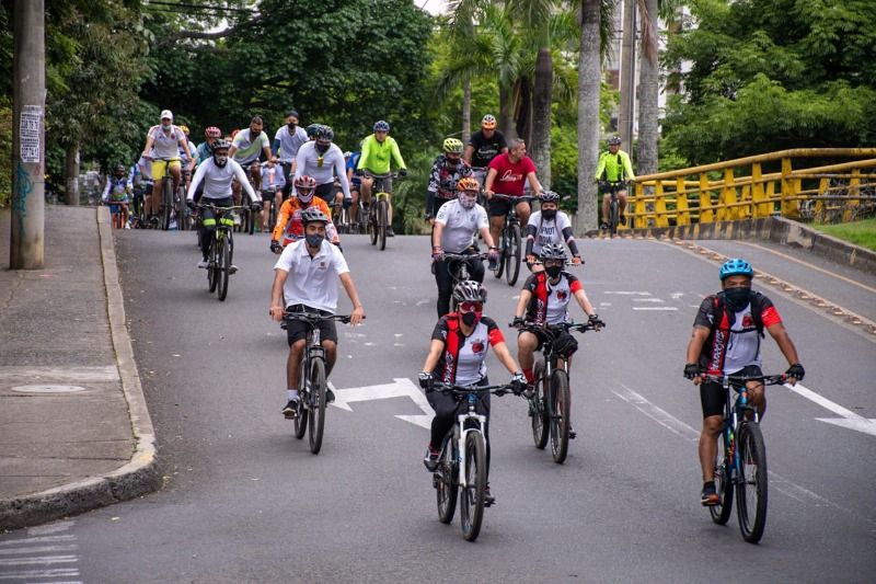 Ciclistas pedalearon en "Cruzada  por la Vida y la Paz"