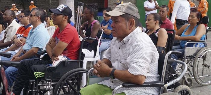 Personas con discapacidad pueden solicitar que sus vehículos sean exonerados del Pico y Placa