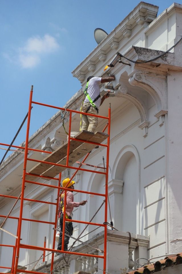 Recuperan fachadas de edificaciones en el Centro Histórico de Cali