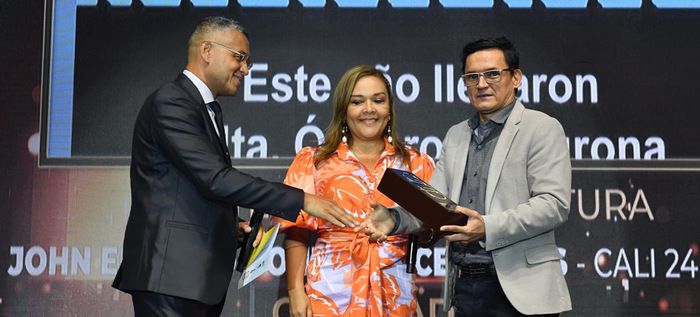 Entregan premios de periodismo Alfonso Bonilla Aragón, quiénes ganaron