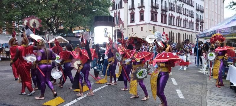 Colonia chocoana engalanó el Bulevar del Río con Fiestas de San Pacho