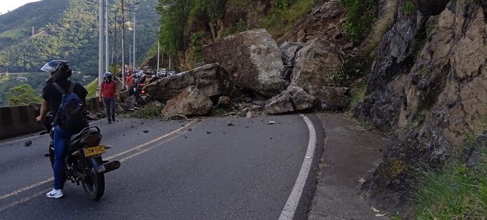 Conozca los desvíos habilitados por derrumbe en la Vía al Mar Conozca los desvíos habilitados por derrumbe en la Vía al Mar