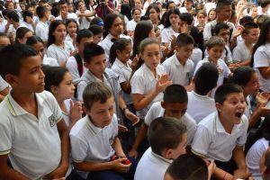 Gobernación entregará zapatos deportivos a estudiantes