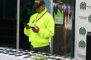 Más de 1.400 celulares han sido incautados en operativos