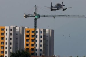 Suspenden licencias de construcción en los alrededores de la Base Aérea