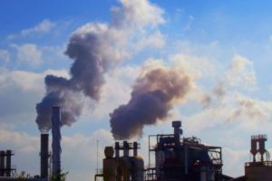 Concejales alegan que hay pocos controles y planes para contrarrestar contaminación del aire