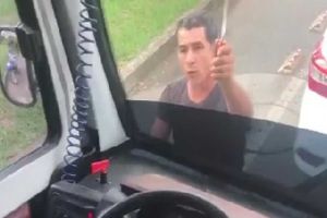 Taxista que vandalizó bus en Cali deberá responder por daños y zozobra
