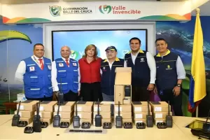 Cruz Roja Seccional Valle recibió donación de 60 radios de comunicación portátil