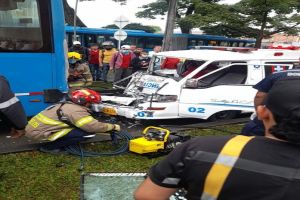 Accidente entre ambulancia y bus del MÍO con saldo de dos heridos